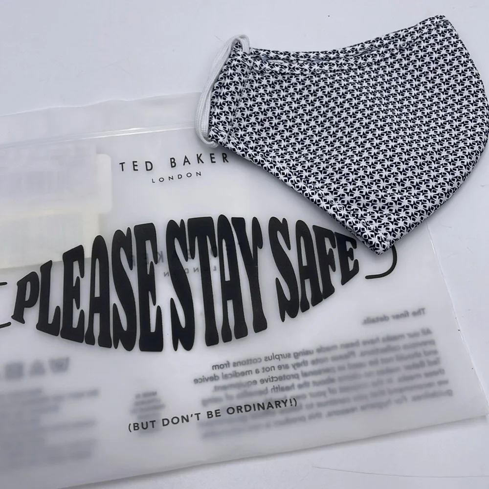 TED BAKER LONDON Reversible Reusable FACE MASK  NWT  OS